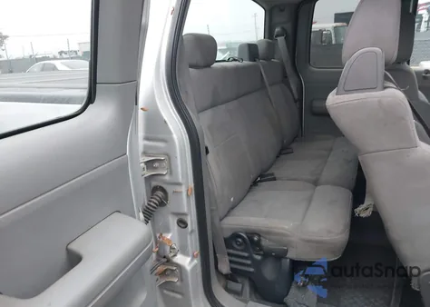 2005 Ford F-150 Stx/Xl/Xlt из США, поврежденный, VIN 1FTRX12W55NB42011